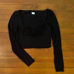 Wilfred “Milk Maid” Style Black Long Sleeve Crop Top